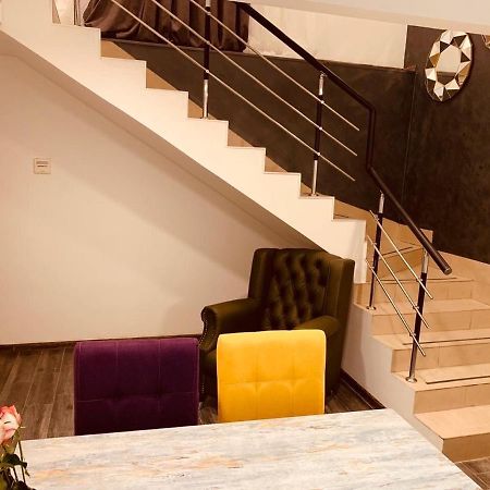 It Hotel Tumanyan Street 耶烈万 外观 照片