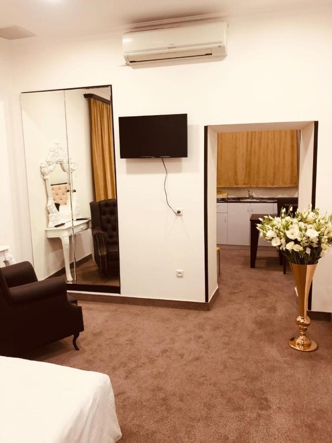 It Hotel Tumanyan Street 耶烈万 外观 照片