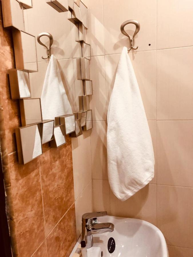 It Hotel Tumanyan Street 耶烈万 外观 照片
