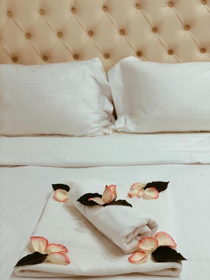 It Hotel Tumanyan Street 耶烈万 外观 照片