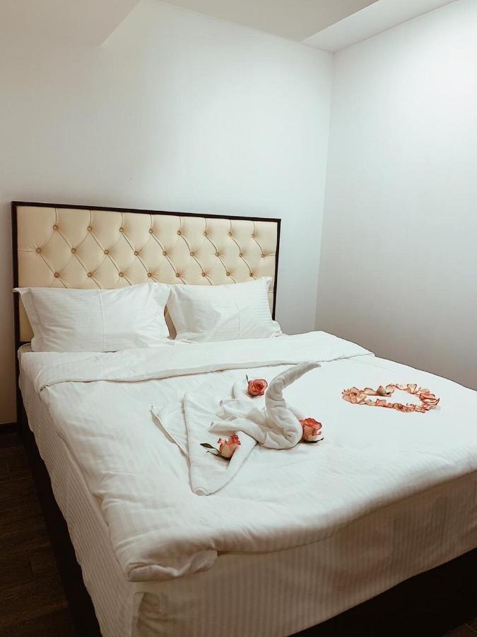 It Hotel Tumanyan Street 耶烈万 外观 照片