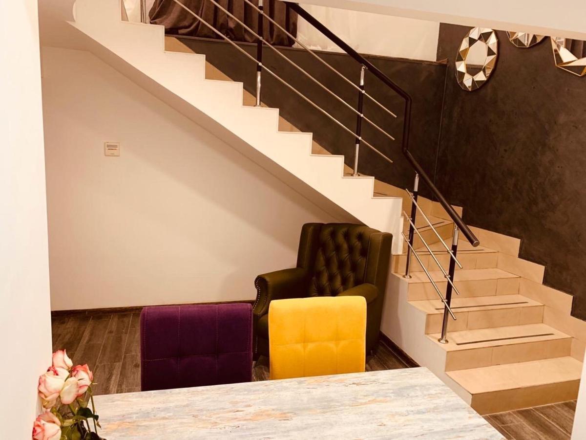 It Hotel Tumanyan Street 耶烈万 外观 照片
